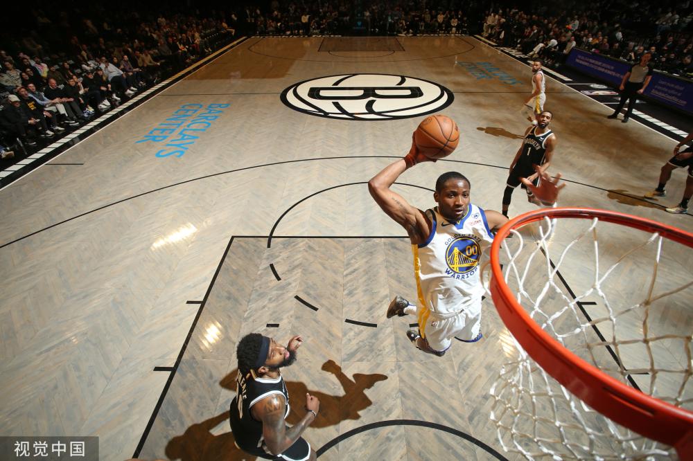 年轻球员来 年轻球员来