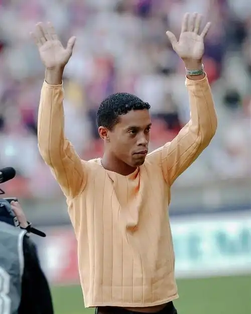 子消费品和 子消费品和