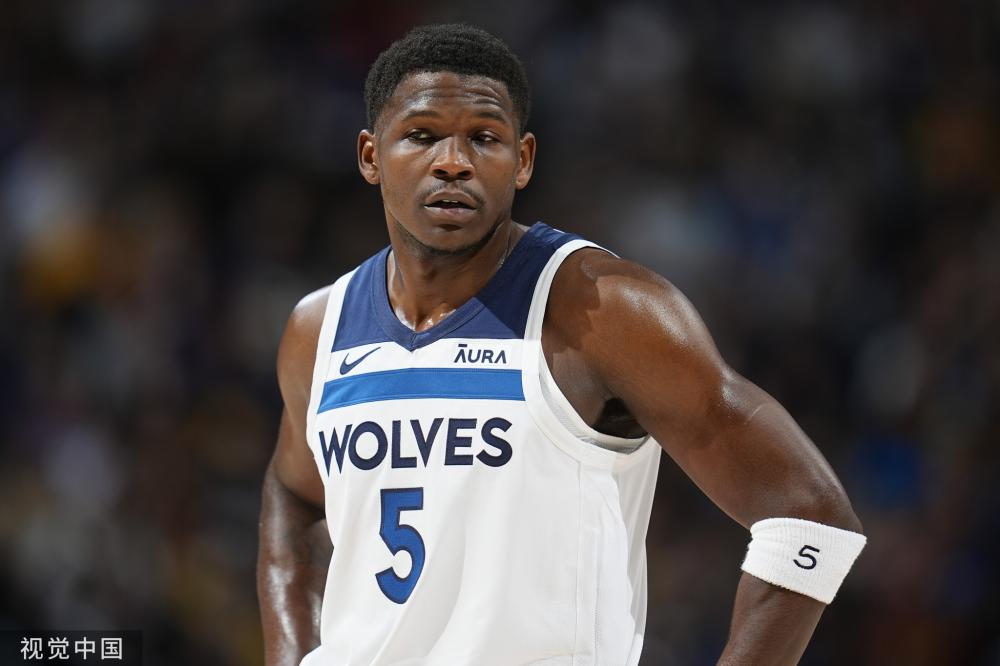 频频打破纪 频频打破纪